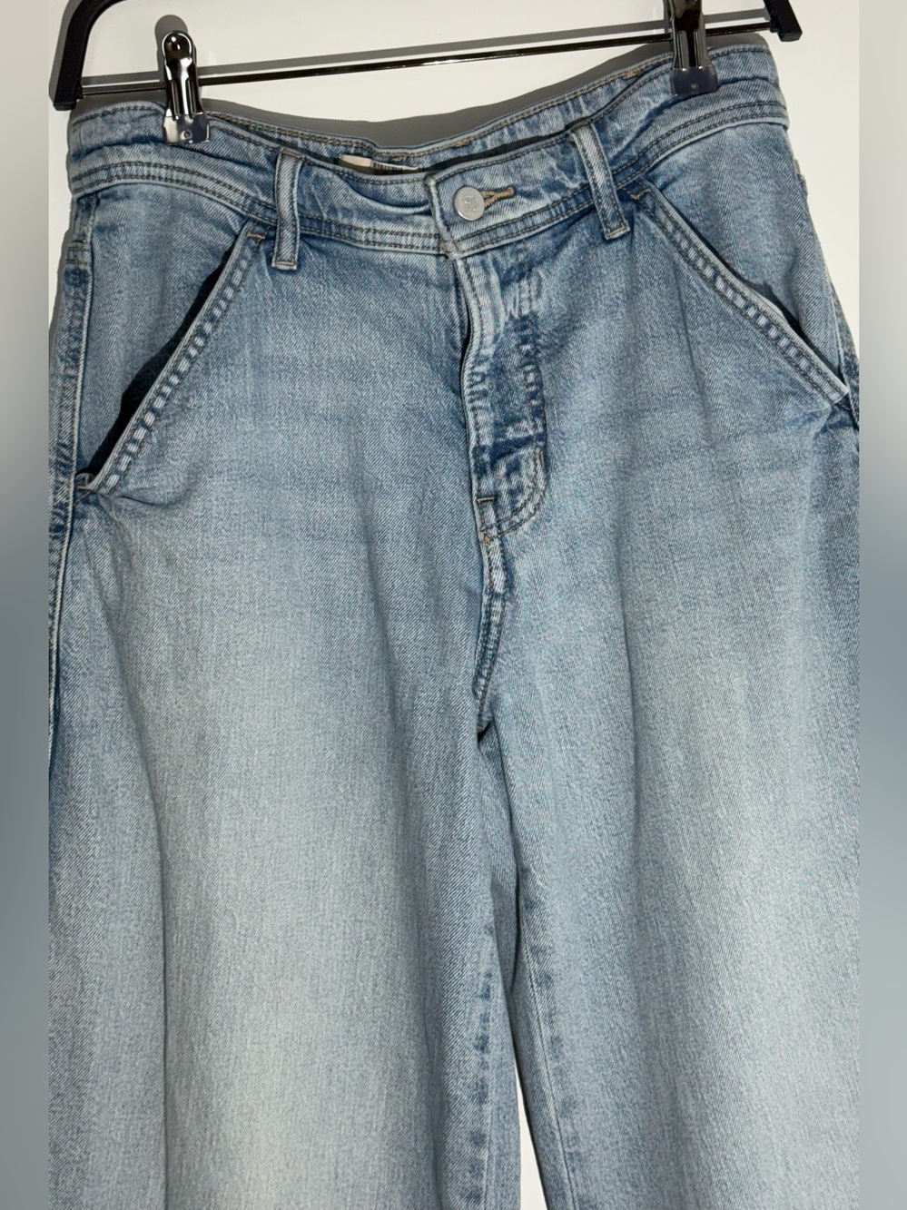Pilcro by Anthropologie Mason High-Rise Wide Leg Relaxed Gaucho Ankle Jeans - Picture 8 of 12